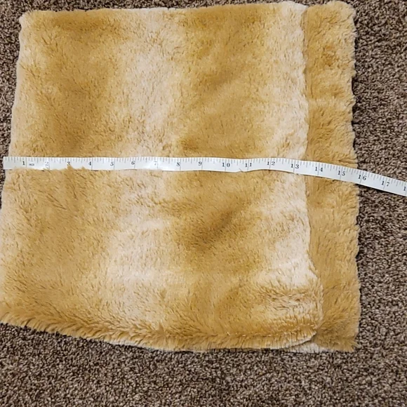 Tan Scarf Wide - Picture 7 of 8